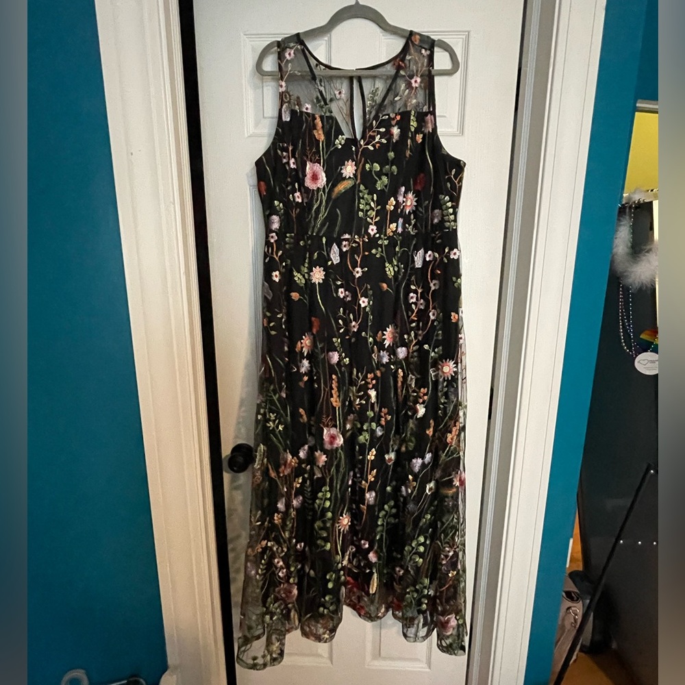 Torrid Embroidered Floral Dress